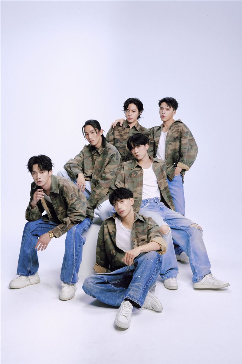 男團Ozone成員明年一月起服兵役。（圖／索尼音樂提供）