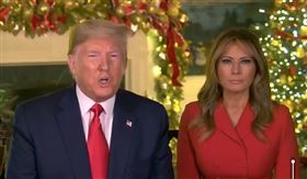 川普耶誕夜開砲，抨擊民主黨人「激進左派渣滓」。（圖／翻攝自X平台 @TrumpDailyPosts）