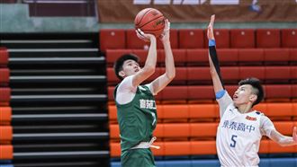 東泰紀伍柏俊飆抄截大三元　HBL史上第2人