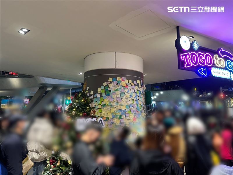 民眾在誠品南西店門口柱子上發現1張恐嚇紙條。（圖／翻攝畫面）