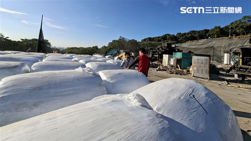 台中市環保局斥資1億3000元在大里掩埋場執行垃圾分篩打包計畫。(圖／台中市議員張芬郁提供）