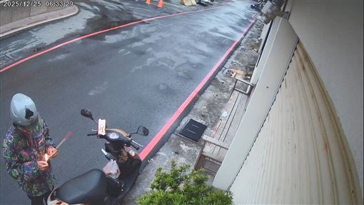 超毛！點香拜盆栽還倒膠水　商家怕爆