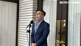 針對行政院修法立法委員赴中全面納管，鍾佳濱表示，這是立法院自找的。（圖／記者詹宜庭攝影）