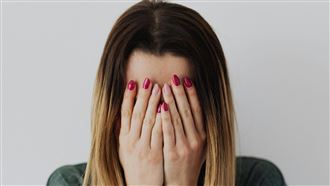 警局告誡書竟當結婚證書　癡漢狂追女崩潰