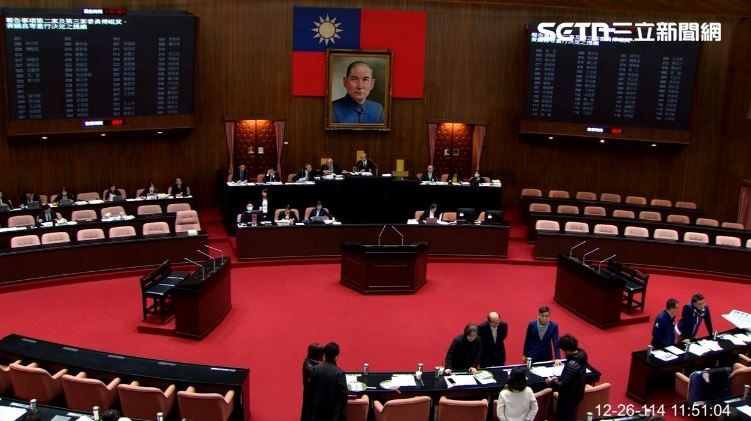 彈劾賴清德提案通過！61位贊成、50位反對