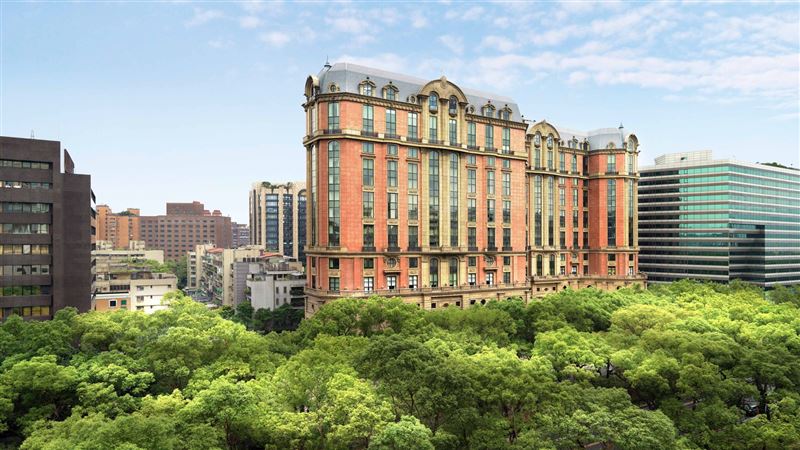 文華東方招募新血，福利佳，還有機會巧遇AI教父黃仁勳。（圖／文華東方提供）