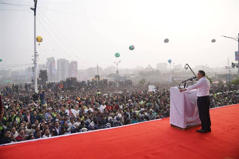 拉曼向民眾承諾，將致力於恢復民主和經濟權利，並平等對待國內的少數群體。（圖／翻攝自X平台 @bdbnp78）