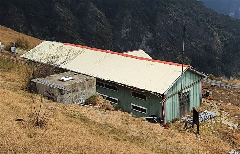 老舊的369山莊展開改建，如今工程遇上瓶頸。（圖／翻攝自國家公園署）