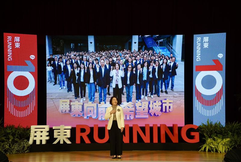 屏東running 1000天，好屏看得見，周春米就職三週年和鄉親感性告白。（圖／屏東縣政府提供）