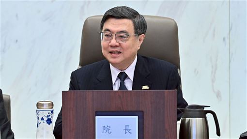 卓榮泰年終談話　嘆總預算遭大砍影響施政