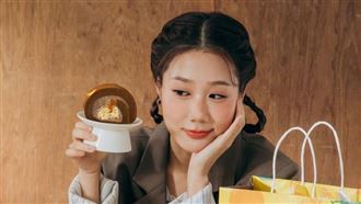 亞尼克攜手金針菇推生乳捲　一起苦甜回柑