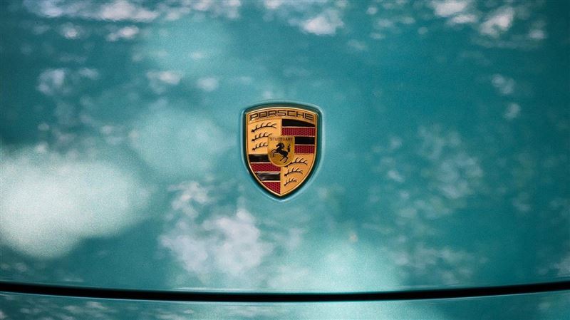 保時捷門市一夜搬空！陸車主百萬定金蒸發