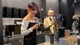 睦那京台北首度一日店長　認「是咖啡控」