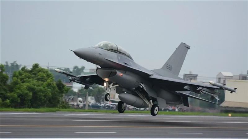 美國批准對台軍售，中國宣布對20家美軍工企業、10名高管進行制裁。（翻攝自中華民國空軍官網）