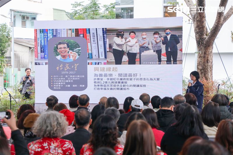 許爸爸許景堂也寄予厚望,期許社會大眾能善加利用這座圖書館,藉由閱讀來完成自己美好的人生。(圖/翻攝畫面)