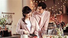 福原愛驚爆江宏傑沒把她看在眼裡？ 26個字「真正愛妳的人，會讓妳的心情自由，並且看見自我、重新認識自我。」曝離婚真實原因（圖／翻攝自江宏傑臉書、福原愛微博畫面、翻攝自《日本女性SEVEN》） 