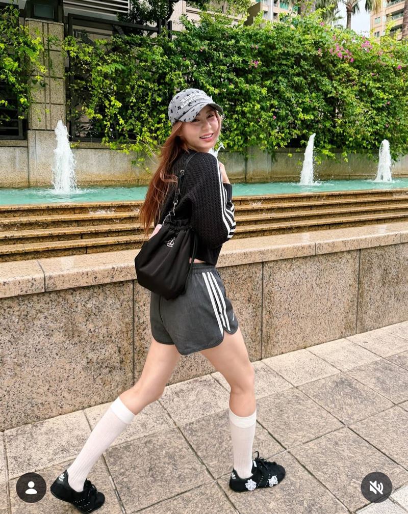 短今到韓國旅遊發生小插曲。（圖／翻攝自短今IG）