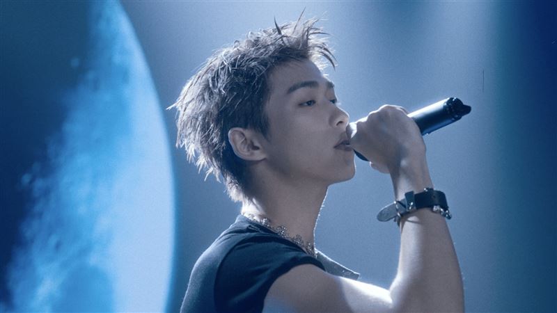 〈飛蛾與蝴蝶〉官方釋出全新「晝夜版」，改由U:NUS成員蔡承祐與師弟ZORN重新詮釋。（圖／滾石唱片提供）