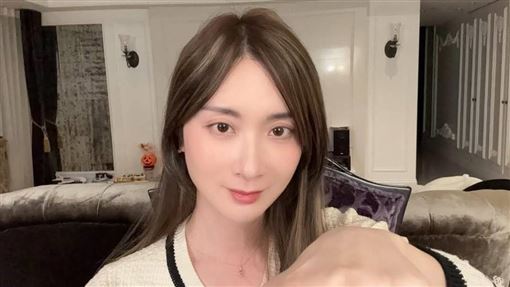 前最美檢察官突被總統府前「這幕」震撼到