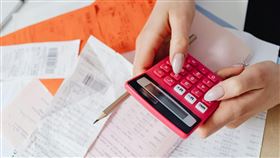 國民年金、繳費、帳單（示意圖／翻攝自Pexels圖庫）