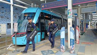 1314跨河煙火維安　淡水警陸、空聯防守護