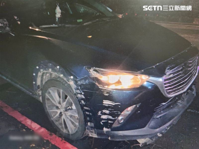 桃園蘇男開車行經高鐵南路撞翻27輛機車。（圖／翻攝畫面）