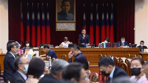 115年總預算案卡關　待審理由及衝擊秒懂