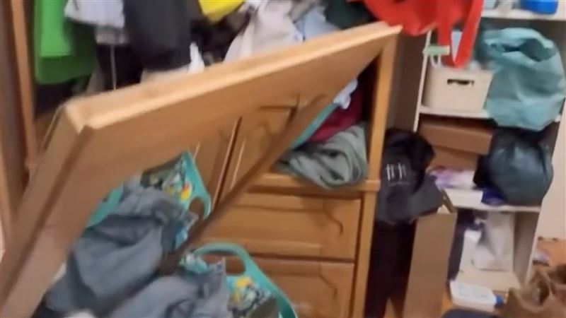 新／強震襲全台　南港住戶衣櫃門都震垮掉