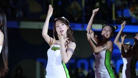 TPBL例行賽，三上悠亞Formosa Sexy應援初登場。（圖／記者劉彥池攝影）