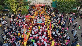 阿蓮「雙媽會」萬名香客步行畫面曝光