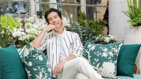 許多藝人名字用台語唸快一點就會產生全新意思，像是修杰楷唸起來彷彿在說「稍微坐起來一下」。（圖／翻攝自修杰楷IG）