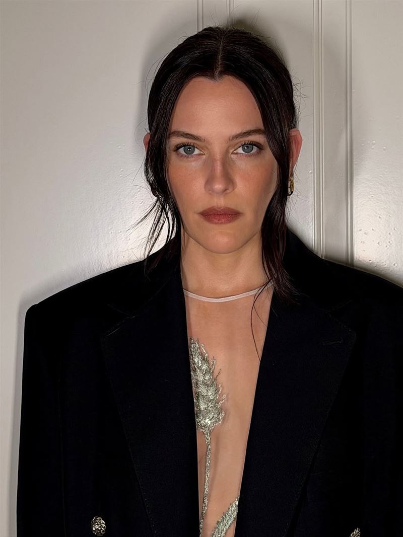 芮莉・克亞芙（Riley Keough）是貓王的外孫女。（圖／翻攝自IG @rileykeough）