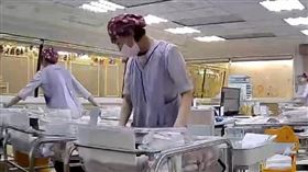 台中北屯「安馨產後護理之家」的護理師在6樓強震中堅守崗位，用肉身守護搖晃中的新生兒。（圖／翻攝自IG @anxin.tw）