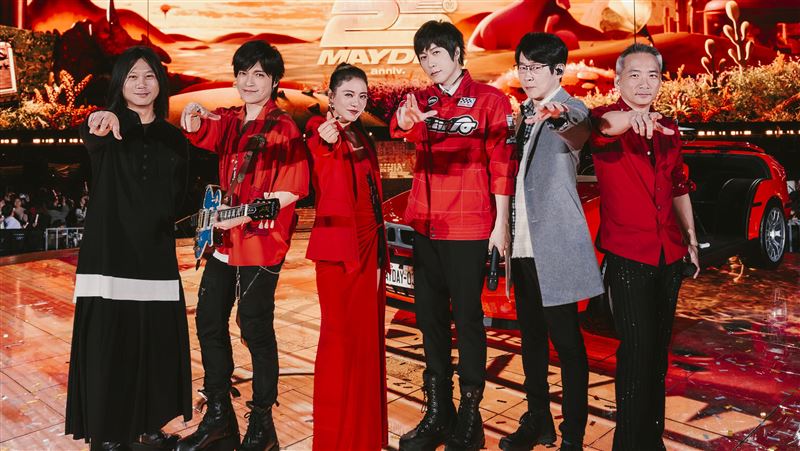 五月天台中開唱　直擊「超大咖天后」來了