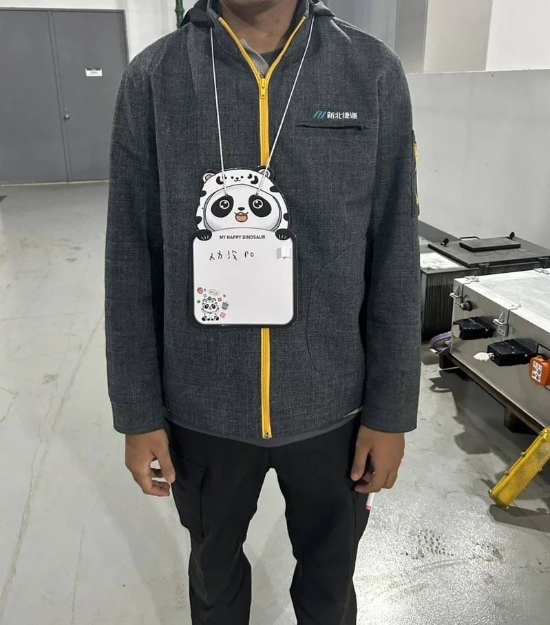 鄭宇恩痛批，即便員工有工作過失，應依循績效考核處理，而非採取「貼標籤」式的公開羞辱。（圖／新北市議員鄭宇恩提供）