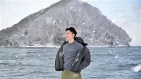 日本作家、攝影師小林賢伍。（圖／翻攝自小林賢伍Threads）