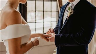 陪妻補證驚多3個老婆　他身分遭竊結婚4次