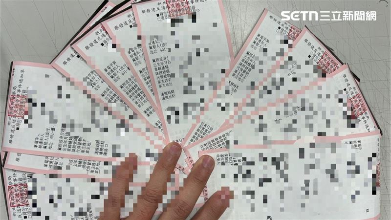 黃男拒檢跟跑給警察追,共被開出19張罰單,累計罰金恐超過29萬元。(圖/翻攝畫面)