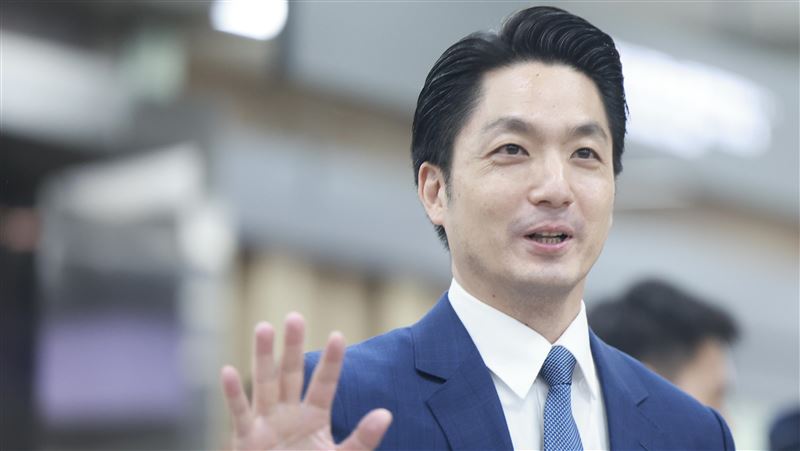 解放軍軍演　律師：蔣萬安去上海有個鳥用