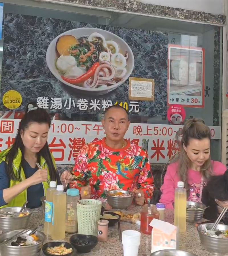 吊車大王胡漢龑到花蓮先享用在地網紅美食。（圖／胡漢龑提供）