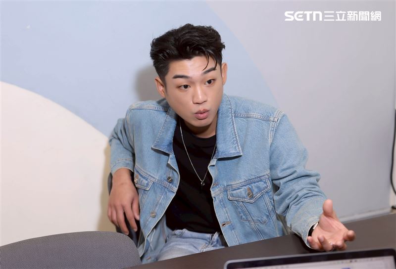 謝章穎坦率表示自己沒有錢也沒有資源閃兵。（圖／記者鄭孟晃攝影）