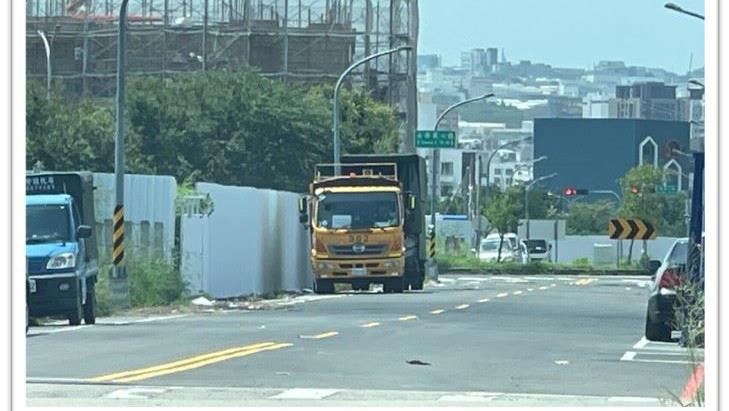 台中市環保局北屯區清潔隊爆出集體貪污案，9名清潔隊員與14名業者勾結，透過非法清運廢棄物，累積收取282萬1100元賄款。(圖／翻攝畫面)