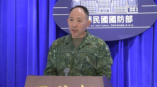 中國軍演「他國軍機」現蹤台海？國軍證實