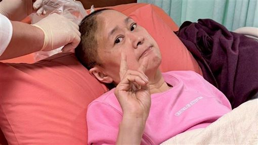 王月昏迷緊急開顱　兒子簽放棄急救同意書