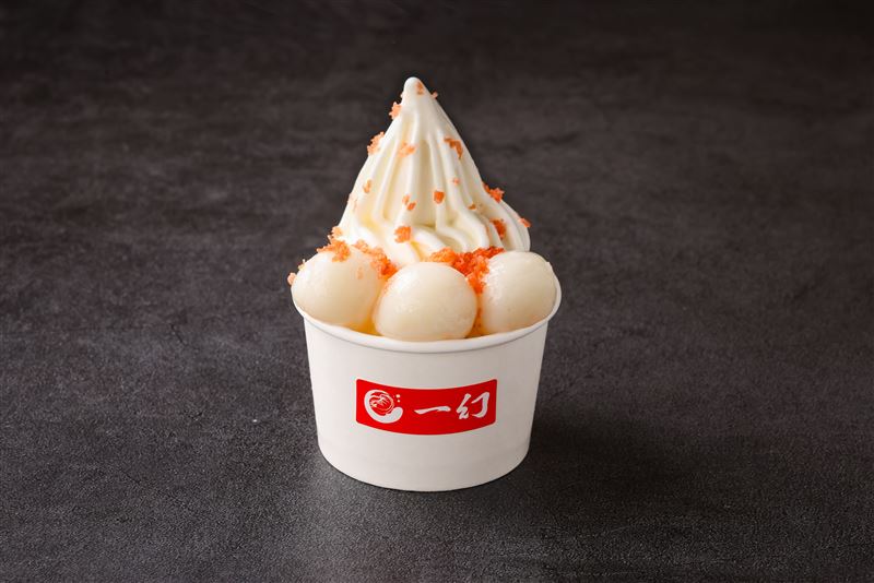 一幻拉麵蝦蝦霜淇淋。（圖／品牌業者提供）