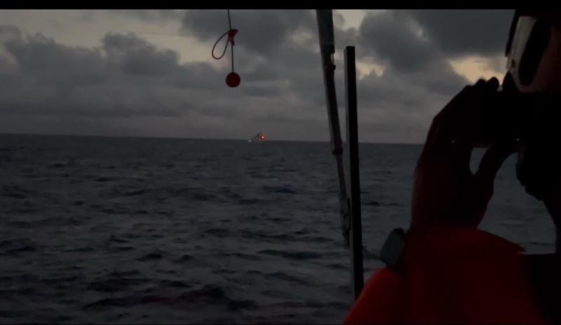 台灣海巡署桃園艦針對中國海警1306第七次廣播驅離，雙方相距僅0.8浬。（圖／翻攝自管碧玲臉書）