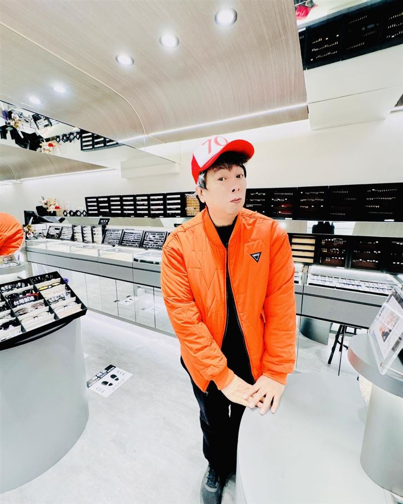 曹西平12月初才回顧人生，不到一個月驚傳猝逝。（圖／翻攝自曹西平的粉絲愛團臉書）