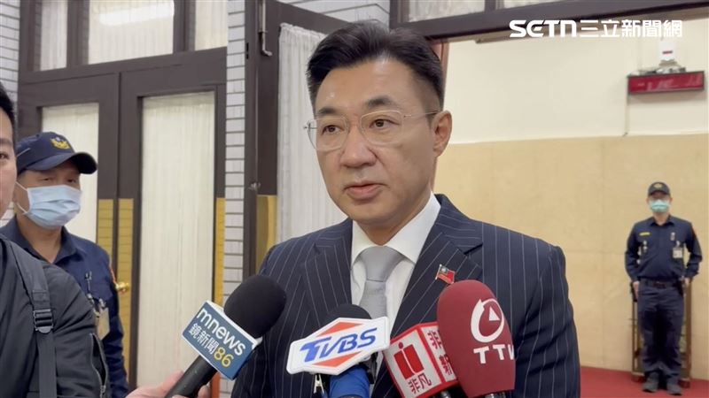 嗆斬首示眾江啟臣!金曲獎得主嘴秋下場曝