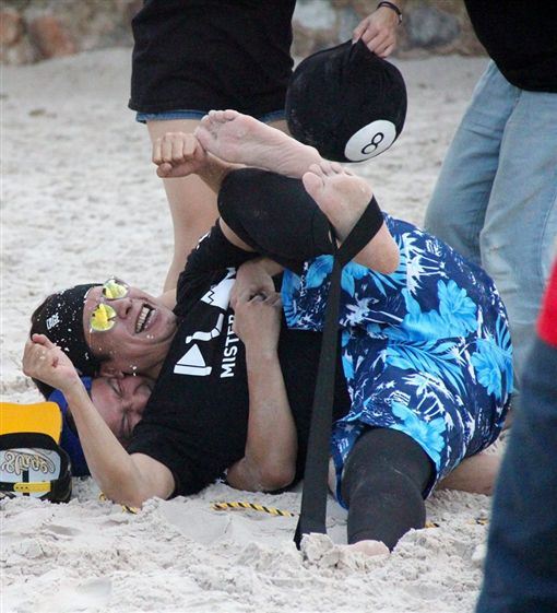 有一陣子曹西平與KID兩人經常一起在《綜藝玩很大》節目,不時過於認真而走心。(圖/翻攝自曹西平臉書)