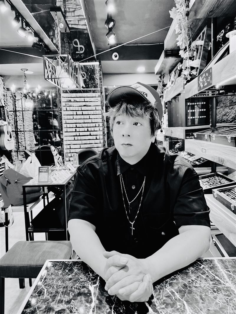 曹西平驚傳猝逝。(圖/翻攝自曹西平的粉絲愛團臉書)